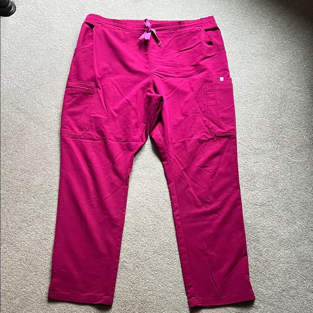 Figs Women's Joggers in Vivid Pink